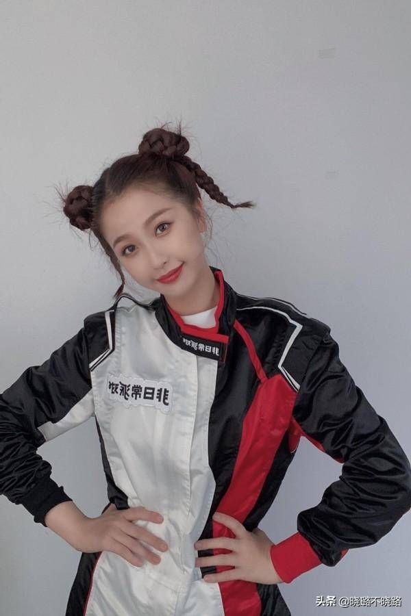 FB体育 FB体育平台春节过年回家这3种衣服不要穿穿了会让你在长辈面前很难堪(图4)