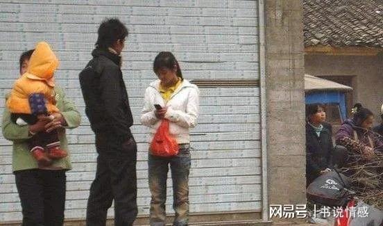 35岁小伙：FB体育 FB体育平台春节前又相亲3个女人都不成功60岁母亲劝我别灰心(图3)