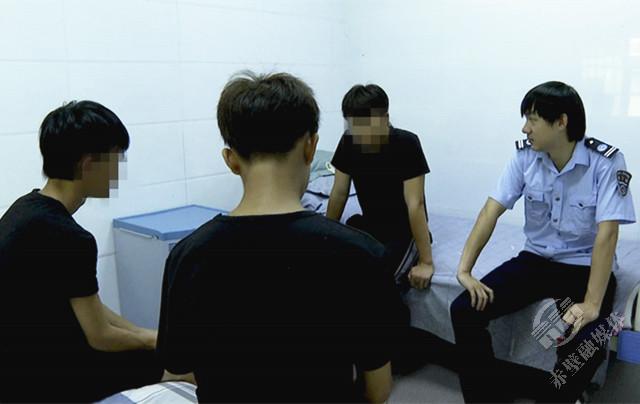 暖心护送3名逃学青少年回家 赤壁落实未成年人保护有温度FB体育 FB体育平台(图1)
