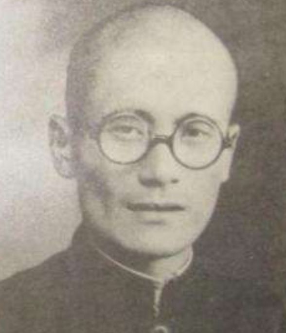 FB体育 FB体育平台1972年陈毅病重住院王震来看望陈毅：30多年了谭余保还在吗(图10)