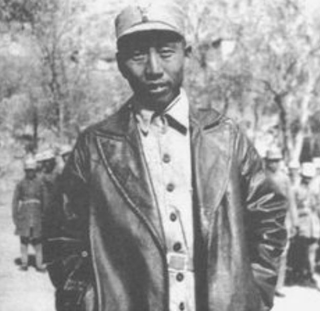 FB体育 FB体育平台1972年陈毅病重住院王震来看望陈毅：30多年了谭余保还在吗(图15)