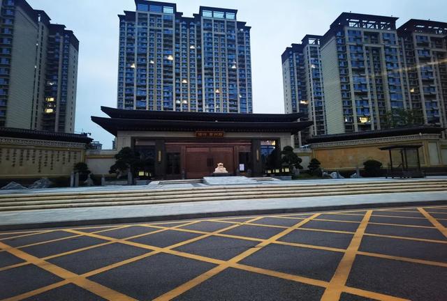 曹县县委县FB体育 FB体育平台政府组建工作专班进驻曹州府项目(图1)