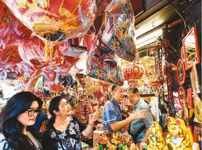 FB体育 FB体育平台中国春节全球刮“红色旋风” 尽显世界“范”儿(图2)