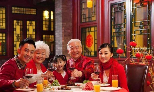 历史上唯一次禁止过春节所有百姓不放假FB体育 FB体育平台说句祝福话语都会被抓(图5)