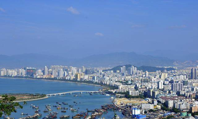 海南这个城市名气大过省会是春节最热门的旅游城市适宜自驾FB体育 FB体育平台(图2)