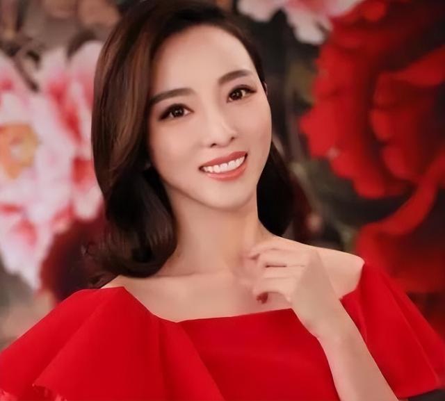 FB体育 FB体育平台2021年春节联欢晚会主持人是谁？(图3)