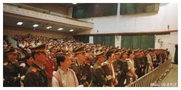 FB体育 FB体育平台何志昌帮他送了6天饭赚了1500百万(图7)