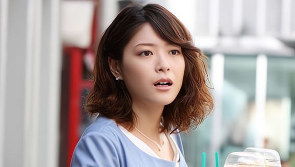 FB体育 FB体育平台为了2000过年红包春节假期成离婚冷静期婆婆：还冷静啥快离(图1)