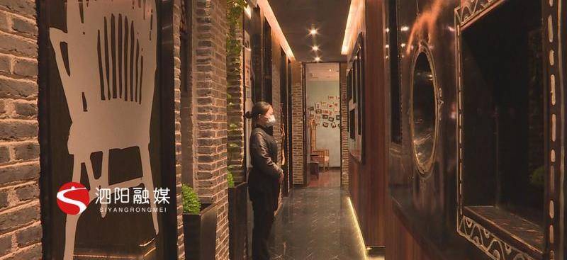 FB体育 FB体育平台春节临近送上门的“年夜饭”备受青睐(图1)