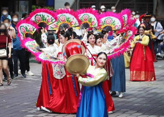 春节、中秋、端FB体育 FB体育平台午韩国为啥连中秋节都过？(图5)