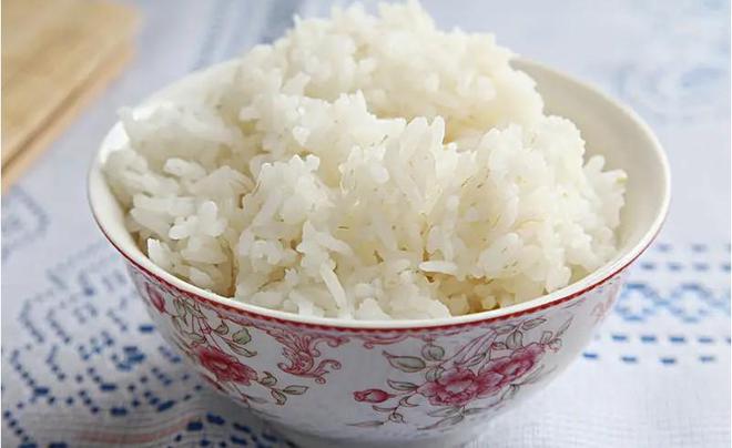 春节香案摆FB体育 FB体育平台放讲究多注意“6摆2不摆”尊重祖宗不忘传统(图2)