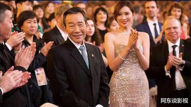 FB体育 FB体育平台线年春节档放出大招这下30亿票房又稳了(图6)
