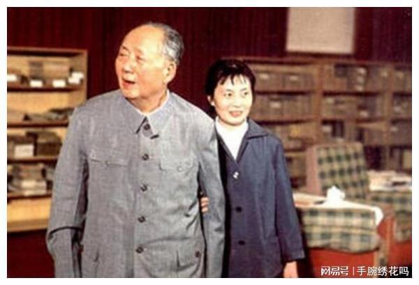 毛主席最后一个春节没亲人陪伴张玉凤：年夜饭是一勺一勺喂的FB体育 FB体育平台(图1)