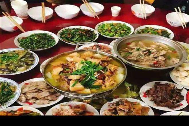 FB体育 FB体育平台春节不懈怠关注孩子健康团圆年离“危险”远远的(图3)