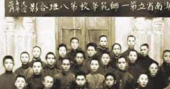FB体育 FB体育平台往事回顾——在长沙铁道兵军政干部学校学习(图4)