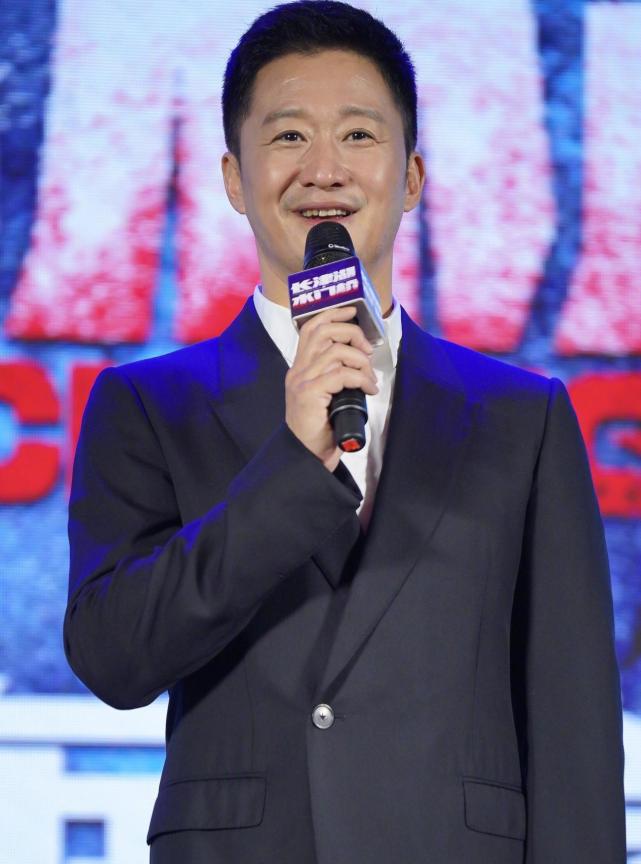 FB体育 FB体育平台太突然！《长津湖之水门桥》提档春节？说好不抢春节档为何变卦？(图6)