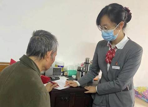 FB体育 FB体育平台以客为尊 服务先行 尊老爱老 大行担当 ——工行上海虹桥开发区支行传递有温度的服务实纪(图3)