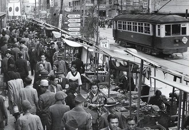 1946年春节3000名日军被扔进江里喂鱼百姓饿着也不吃鱼：恶心FB体育 FB体育平台(图6)