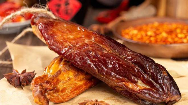 FB体育 FB体育平台春节过后剩余年货食材的食用要注意这些！(图1)