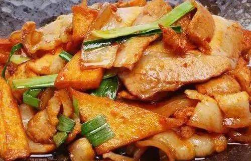 FB体育 FB体育平台几道麻辣鲜香的美食开胃爽口香而不腻春节待客真不错(图3)
