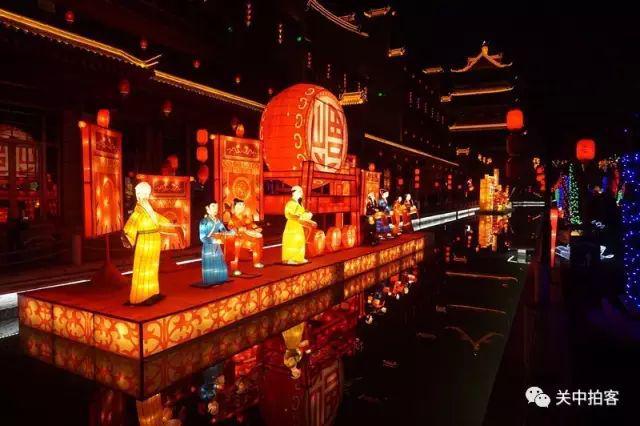 FB体育 FB体育平台走进渭南老街：春节期间欢欢喜喜看花灯(图6)