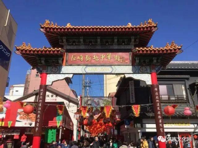 日本FB体育 FB体育平台有三个中华街其中一个以老北京文化为特色每年春节有满洲皇后出巡！(图8)