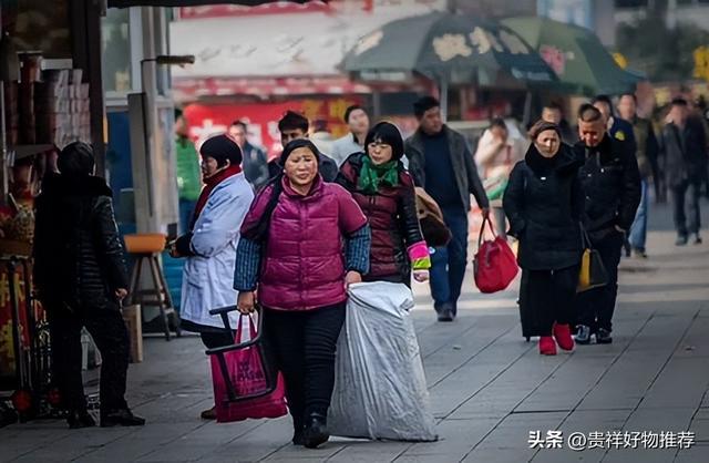 FB体育 FB体育平台2023年能正常过春节吗？2023年春节自驾回家要注意什么？(图2)