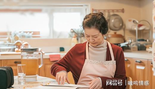FB体育 FB体育平台“春节刚回娘家元宵节就别回去了”高情商男人一番话婆婆无语(图4)