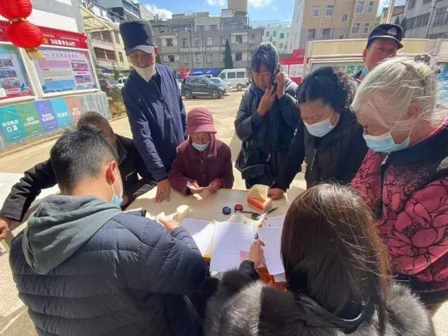 虎年FB体育 FB体育平台春节如约而至昆明呈贡各街道这样营造新春氛围(图12)
