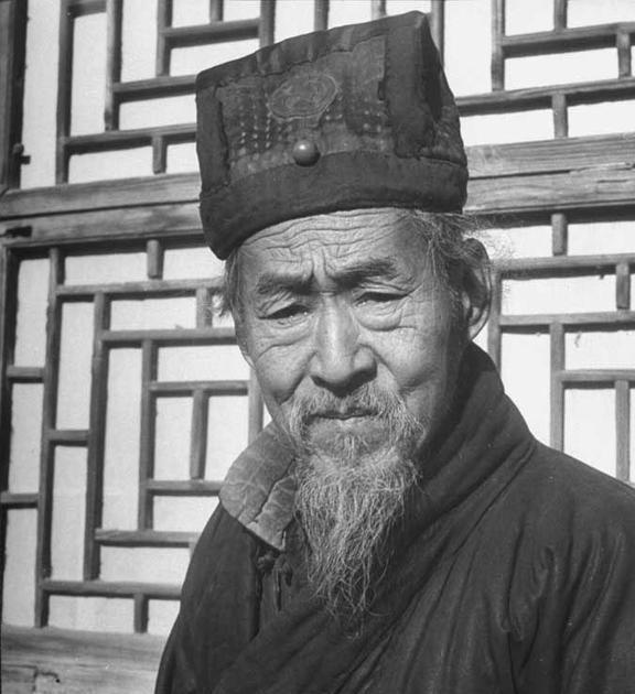 罕见老照片1938年春节日寇统治下的北平城每FB体育 FB体育平台一张照片都是历史(图3)
