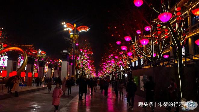 国内打造FB体育 FB体育平台最成功的步行街为期66天春节活动接待游客近1700万(图9)