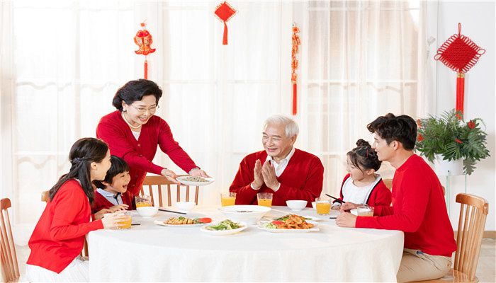 FB体育 FB体育平台春节来历和习俗 春节由来与风俗(图3)