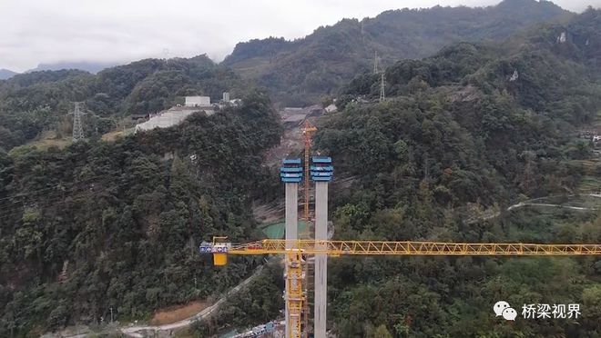 桥梁大事：龙潭长江大桥进入上部结构施工、横州大桥吊索安装完成FB体育 FB体育平台(图4)