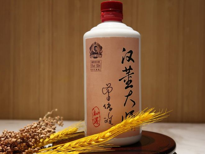 双十FB体育 FB体育平台一白酒囤货指南：这5款高性价比白酒别错过都是纯粮好酒(图5)