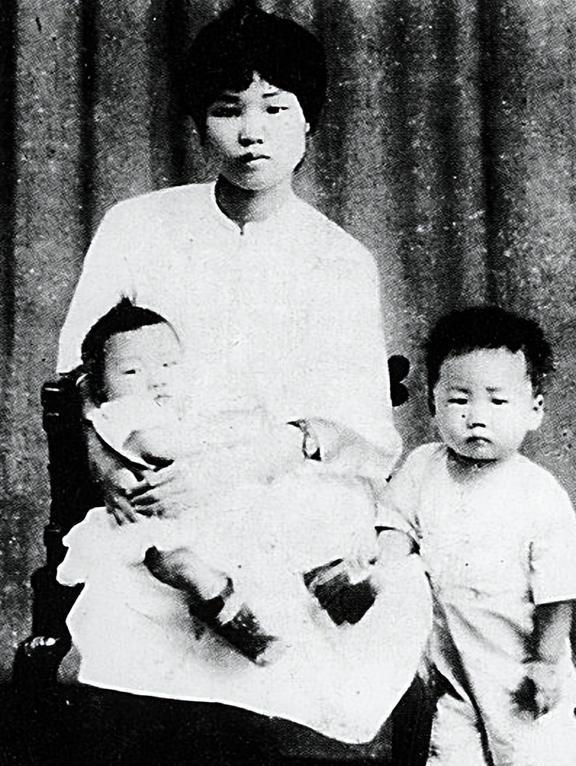 FB体育 FB体育平台62年听闻岳母去世写信指示：可以和我亲爱的夫人葬在一起(图6)