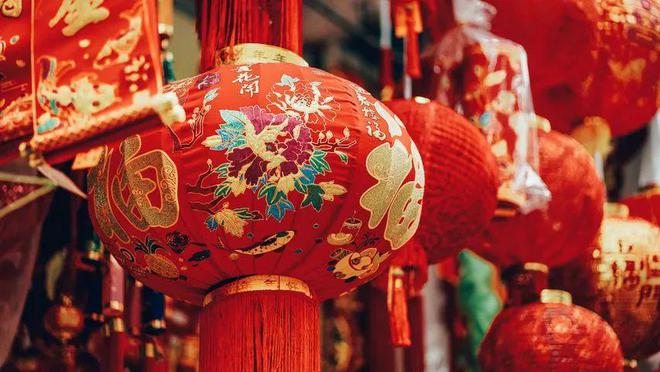 FB体育 FB体育平台新元兑人民币汇率变了！中国驻新加坡大使馆发布回国要求！春节机票最新汇总(图1)