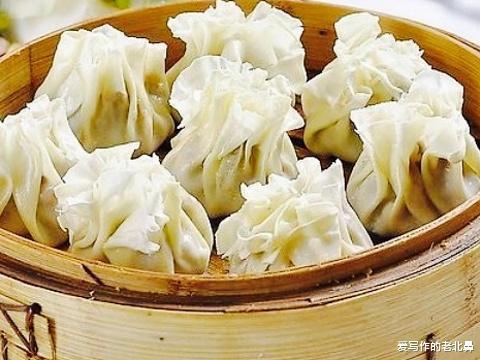 在蒙古包过夜看见女主床头系的红绳FB体育 FB体育平台应该注意什么？(图6)
