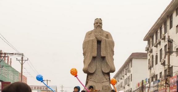春节习俗“抬阁”抬的是福气也是希FB体育 FB体育平台望你的家乡有这个习俗吗？(图5)