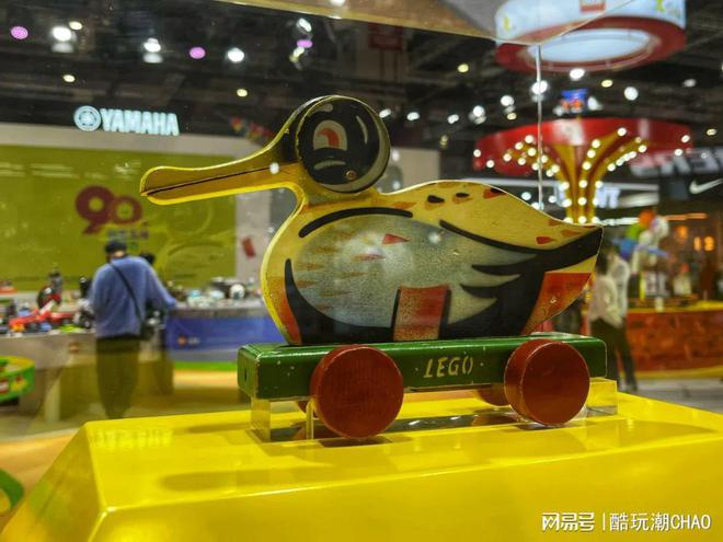 FB体育 FB体育平台新悟空小侠和春节套装发布！2022年第五届进博会乐高发布会现场(图3)
