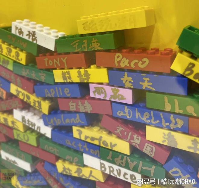 FB体育 FB体育平台新悟空小侠和春节套装发布！2022年第五届进博会乐高发布会现场(图18)