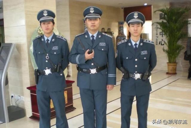FB体育 FB体育平台目前上海保安岗位处于饱和状态12月下旬至春节前会出现用工短缺(图1)