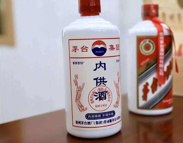FB体育 FB体育平台春节快到了无论到谁家做客千万别带这3酒避免尴尬丢面子(图4)