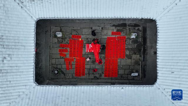 FB体育 FB体育平台春节将至年味浓(图15)