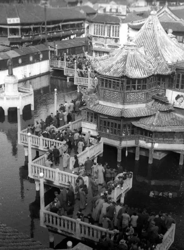 FB体育 FB体育平台罕见老照片：50-60年代的中国人怎样过春节？(图1)
